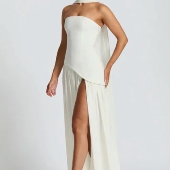 Maliyah Maxi Dress - Ivory - Picture 2 of 6